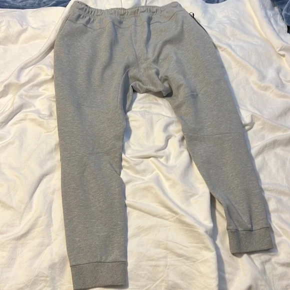 White/Gray Nike Tech Fleece Tracksuit - Picture 11 of 11